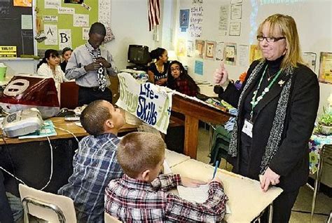 Syracuse Teacher Wins National Stem Award