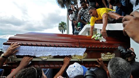oscar taveras funeral sees thousands honour st louis cardinals baseball player killed in car