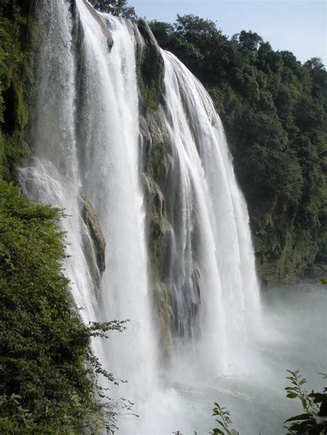 Chinas Largest Waterfall Huangguoshu Waterfall Waterfall Largest