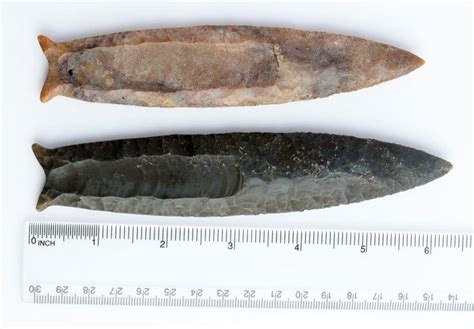 Bid Now 2 Native American Paleo Cumberland Arrowheads November 2