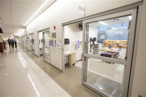 University Of Chicago Medicine New Emergency Room In Photos Crains Chicago Business