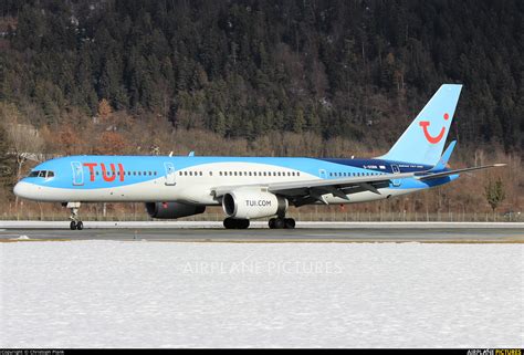 G Oobn Tui Airways Boeing 757 200 At Innsbruck Photo Id 1319253
