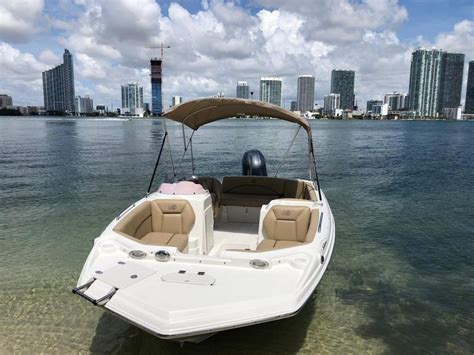 Rent A Boat In Miami For 5 Full Hours Boat Rental Boat Best Boats