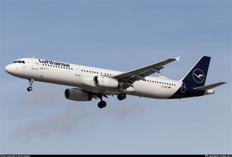 D Aird Lufthansa Airbus A321 131 Photo By Kevin Hackert Id 1060063