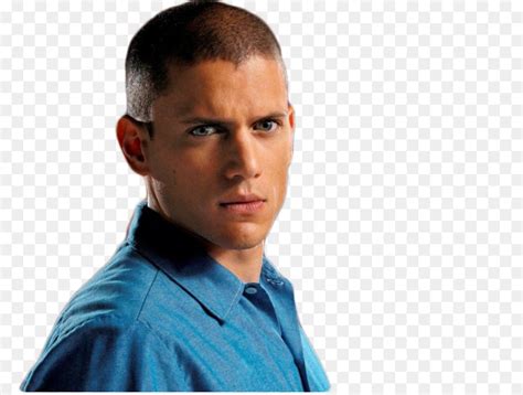 È ambientata inizialmente nel carcere di fox river , joliet ( illinois ), chicago e washington , in seguito in vari stati del territorio statunitense , in messico e a panama , per concludere a los angeles e miami. Wentworth Miller, Prison Break, Michael Scofield imagen ...