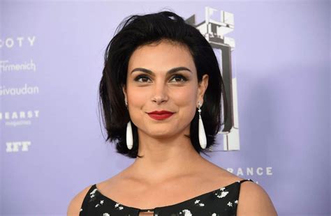 morena baccarin biography height and life story super stars bio