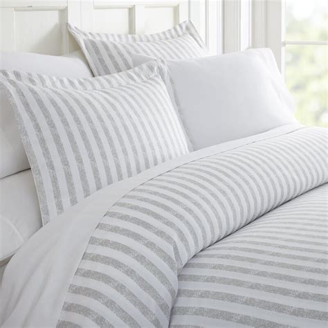 Well you're in luck, because here they come. Laurel Foundry Modern Farmhouse Mack Duvet Set & Reviews ...