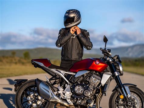 Atlas honda is a joint venture between the atlas group of companies and honda motor company, japan. 2021 Honda CB1000R Guide • Total Motorcycle