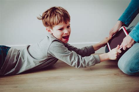Scientists Say Screentime Is Making Kids Lazy Crazy And Unhealthy