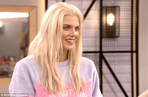 Ashley James Dad Says She Fakes Her Posh Accent Daily Mail Online