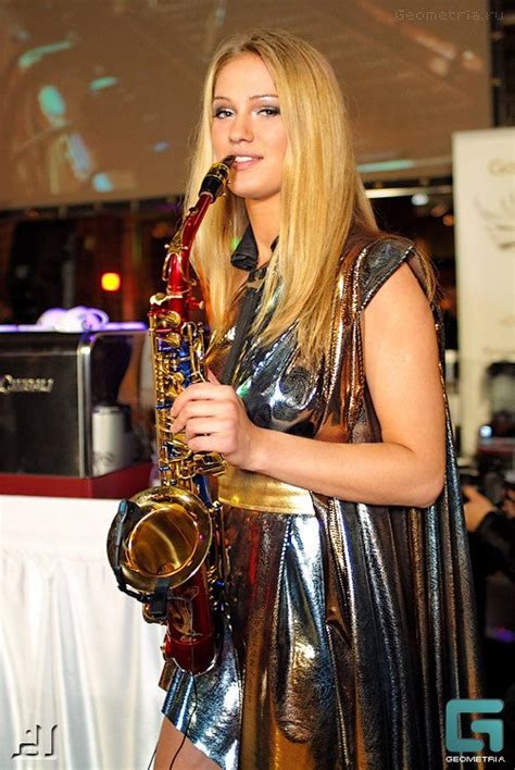 Artist Key Sax Female
