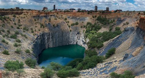 De Beers Big Hole Museum Bids For More Tourist Awards
