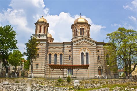 Sfântul pavel în epistola către romani a sfântului apostol pavel, să ne supunem stăpânirilor. Două catedrale eparhiale din România îşi vor serba hramul ...