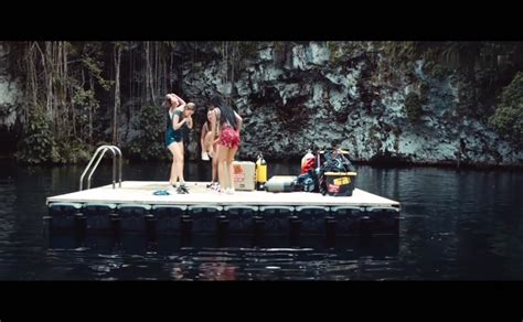 Sophie Nelisse Breasts Bikini Scene In 47 Meters Down Uncaged Aznude