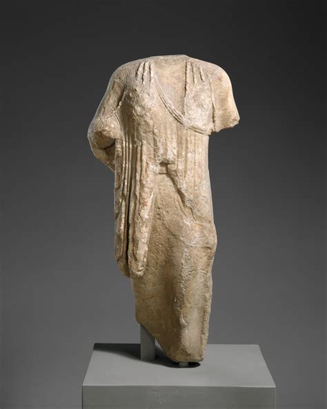 Marble Statue Of A Kore Maiden Greek Archaic The Metropolitan