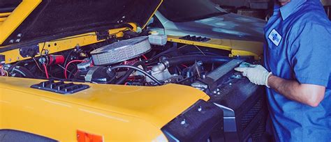 Get ahead of the game. How to become an Automotive Mechanic - Salary ...