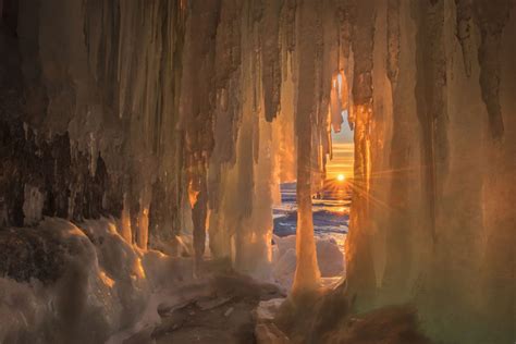 Land Of Fire And Ice Stunning Photos Of Frozen Landscape