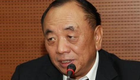 He is the chairman of mindray medical electronics (szse:300760) and the company manufactures medical devices including ventilators and lung ultrasound. 5 Pengusaha Dunia yang Tambah Kaya Raya karena Adanya ...
