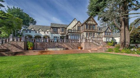 Hillsborough Mansion Hits Market For A Whooping 145 Million Nbc Bay