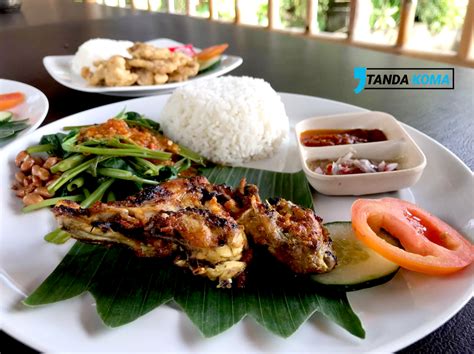 Gambar tentang Bukan Nasi Babi Guling, Ini Tempat Makan Halal Di Padang