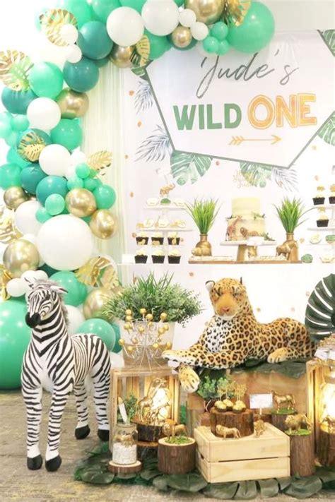 Use your jungle theme to create a beautiful fruit/veggie tray. Wild One Safari / Jungle 1st birthday parties are one of ...