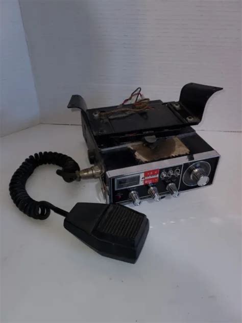 Vintage 1975 Midland Cb Radio Model 13 882b 23 Channel Untestedparts