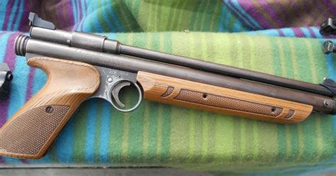 Crosman Vintage Old Model 1377 American Classic 177 Pump Pistol Aol