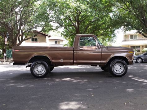 No light when pushing the button. Ford F-250 Standard Cab Pickup 1979 Brown For Sale ...