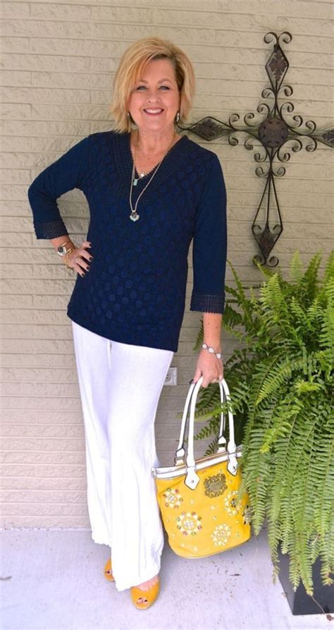 34 Stylish And Fit Outfits For Women Over 60 Over 50 Womens Fashion