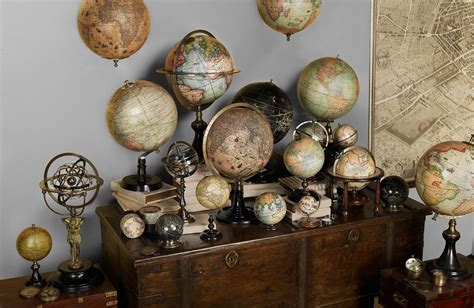 High Quality Globe And Map Replicas Combine Distinct Historical
