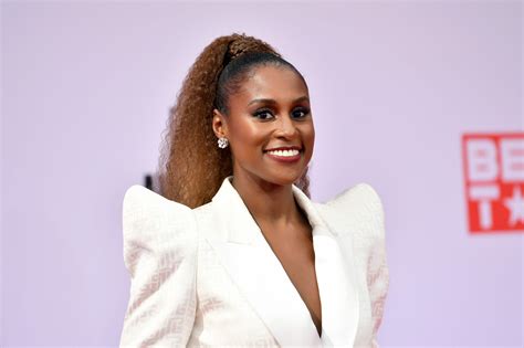 ‘why You Gotta Play All The Time Issa Rae Announced She Married Her