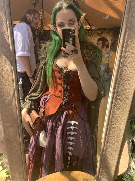 Alucards Massive Mommy Milkers On Twitter Oregon Renfaire Is Incredible So Far Day 2 Lets Go