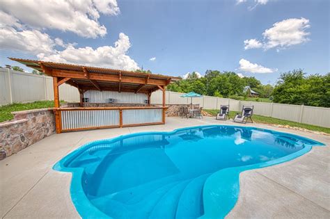 Romantic cabin getaways with hot tubs in pennsylvania. New listing! Cozy cabin w/ private pool, hot tub &pool ...