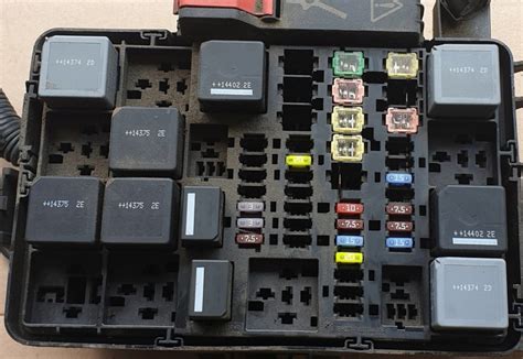 Fuse Box Diagram Ford Transit 8 Custom And Relay With Assignment And Location