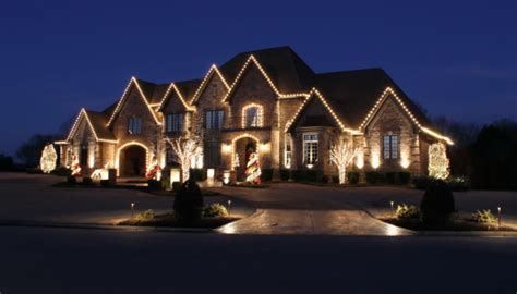 So many people continue to do that through the years. A Look At Homes Decorated With Christmas Lights | Homes of ...