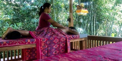 Deep Tissue Massage 1 Hour Clove Tree Hill Villas