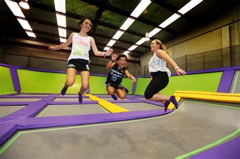 The highest trampoline bounce, was set at 21 ft 11.78 in germany, on 16 september 2010. Jumping On The Trampoline Wallpapers High Quality | Download Free