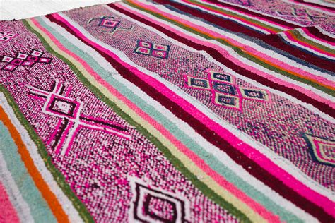 peruvian-frazadas-traditional-ethnic-textiles-for-home-la-casa-de-freja