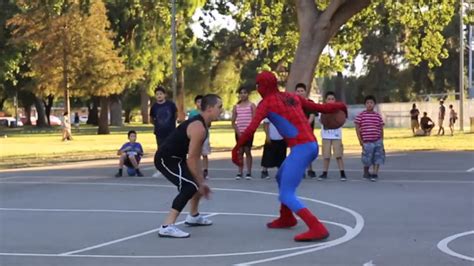 Webhits Spiderman Plays Basketball