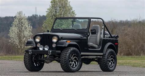 Classic Off Roader A Detailed Look At The 1976 Jeep Cj 7