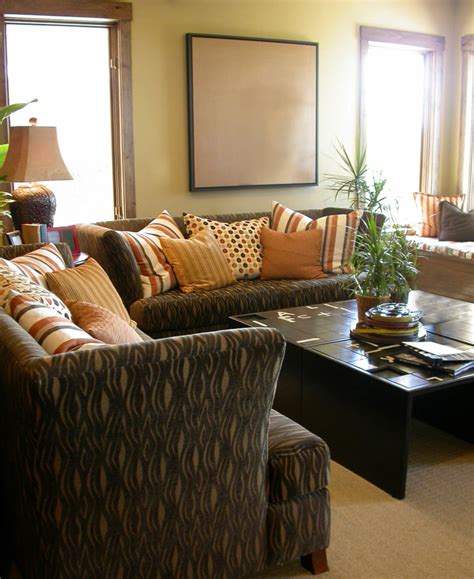 This furniture layout guide has been designed to help you may the best feng shui choices while designing your master bedroom. 199 Small Living Room Ideas for 2018