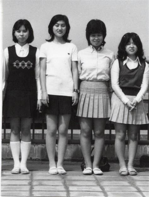 昭和20年代30年代 女学校 女学生等 若い女性 生写真 合計10枚 セーラー服 制服 水着姿 清楚美人 知的 天然美少女戦後復興期昭和
