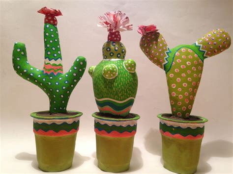 Pin By Abis Luz On Papel Mache Y Cartapesta Cactus Craft Cactus Diy