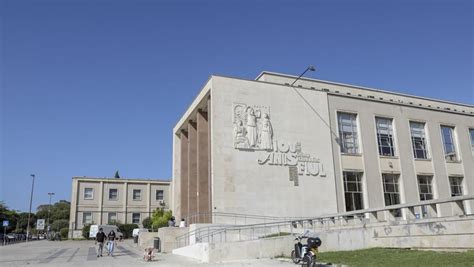 Faculdade De Letras E Instituto De Geografia De Lisboa Cancelam Aulas