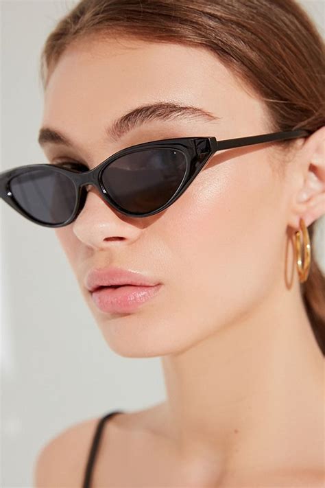 Cats Meow Cat Eye Sunglasses Black Follow Us On Fb Or Find Us On The