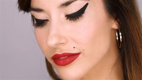 amy winehouse makeup tutorial