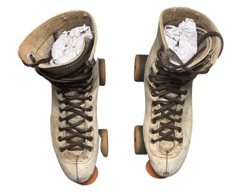 Vintage Riedell Roller Skates Womens Size 6 Suede Rental Skates Made In