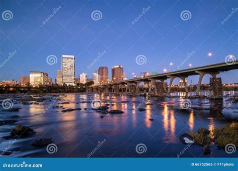 Downtown Richmond Virginia Skyline Stock Image Image Of Structure