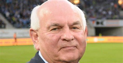 Aa gent speelt zondag de topper tegen anderlecht. 'AA Gent wil speler wegkapen bij Belgische topclub ...