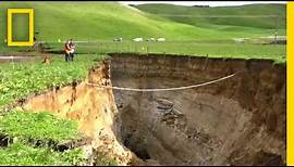 See a Gigantic Sinkhole on New Zealand’s North Island | National Geographic